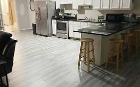 Private Apt In Southfordsouthbury